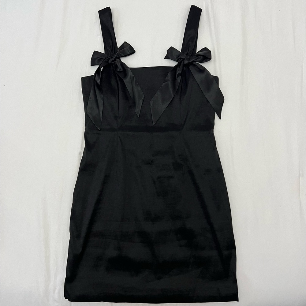 Elegant Black Bow Dress